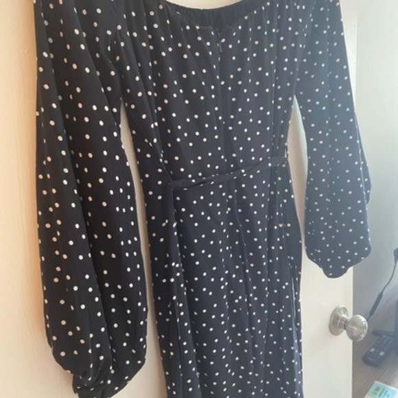 Urban Outfitters Bardot Off-The-Shoulder Dress Navy Polka XS Like New! - Picture 6 of 7